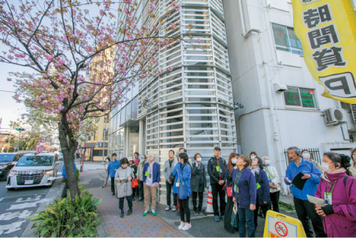 街路樹ツアーで銀座地区を散策