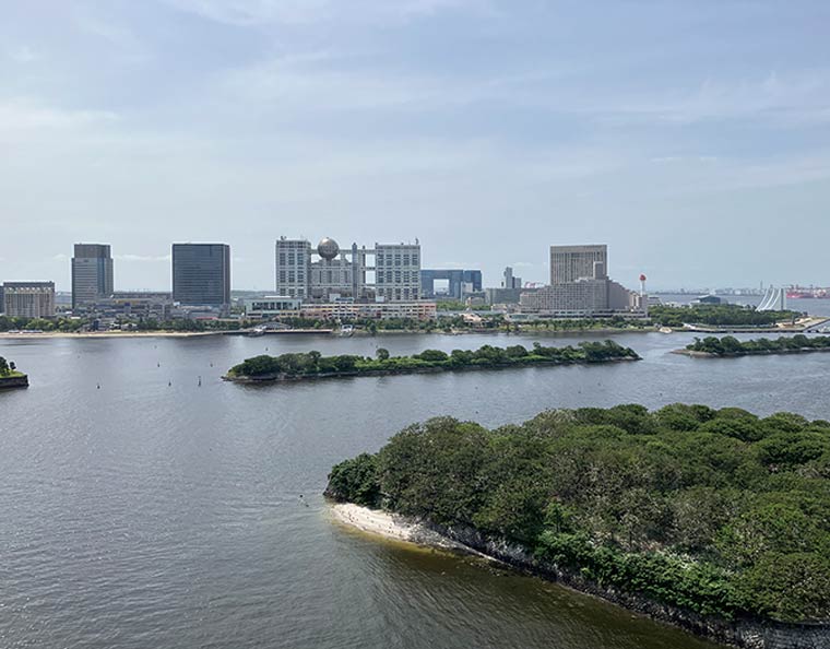 マンホール